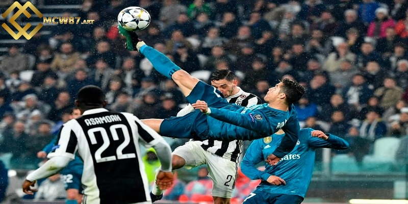 Các yếu tố chân sút cần có để lập cú Repoker là gì?